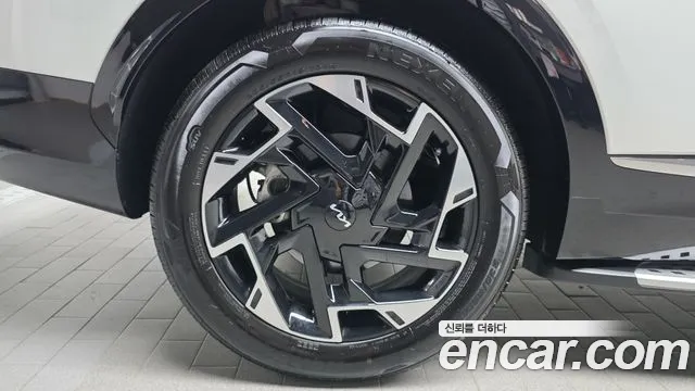 Kia Sportage Sportage 5-е поколение Бензин 1.6 турбо 2WD — Фото автомобиля 5