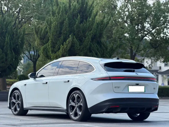 Nio ET5 Touring — Фото автомобиля 13