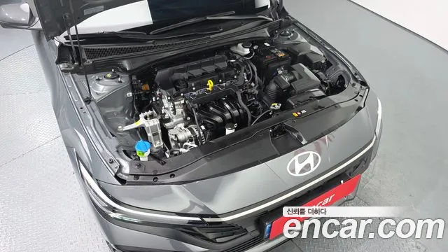 Hyundai Avante — Фото автомобиля 9