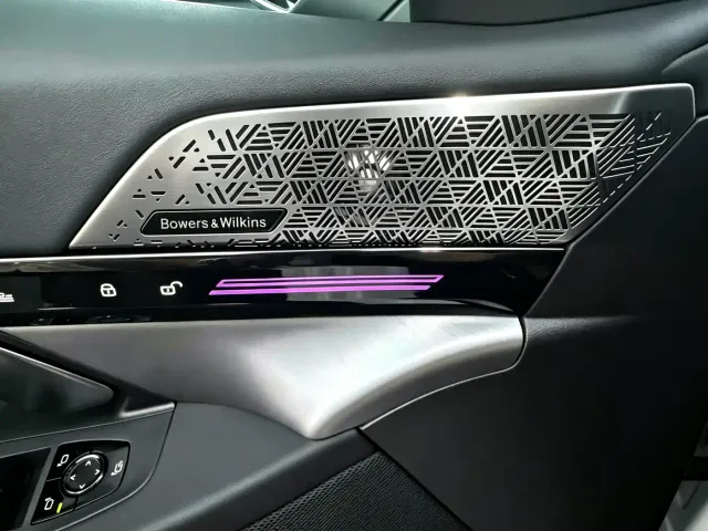 BMW 5 Series — Фото автомобиля 17