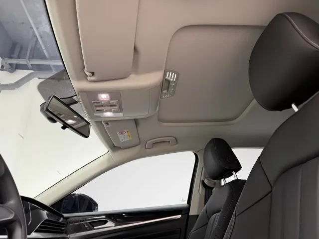 Volkswagen Passat — Фото автомобиля 14
