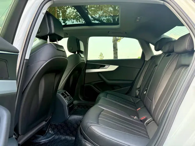 Audi A4L — Фото автомобиля 9