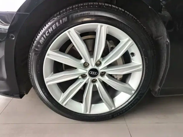 Audi A6L — Фото автомобиля 22