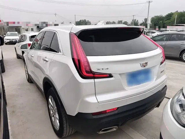 Cadillac XT4 — Фото автомобиля 4