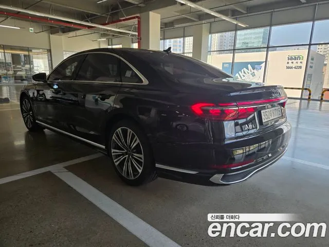 Audi A8 D5 — Фото автомобиля 2