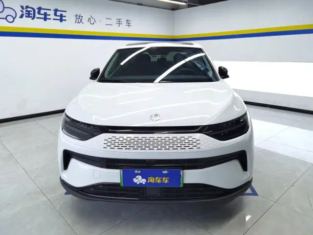 Leapmotor C11 — Фото автомобиля 2