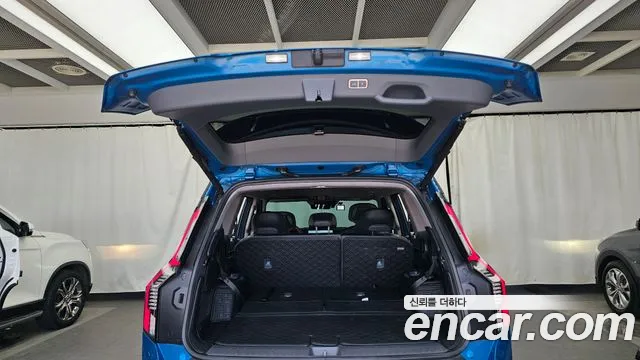 Kia EV9 — Фото автомобиля 20