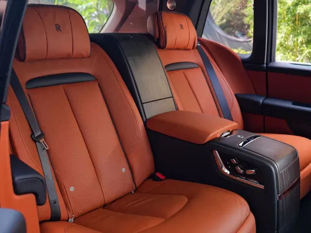 Rolls-Royce Cullinan — Фото автомобиля 17