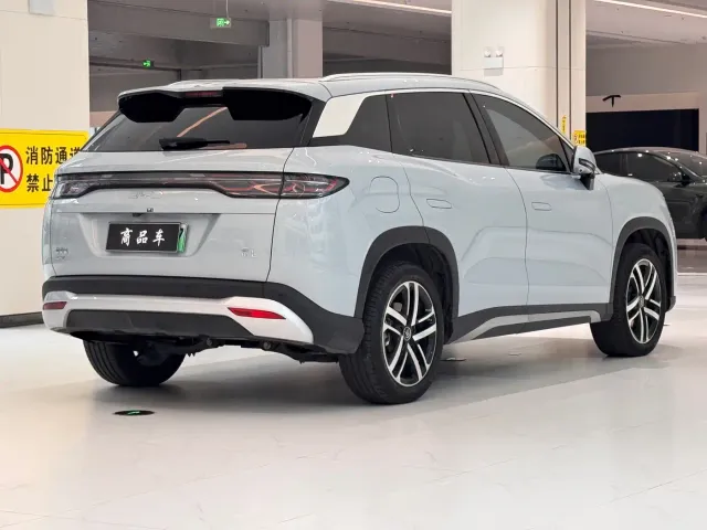 BYD Song L DM-i — Фото автомобиля 9