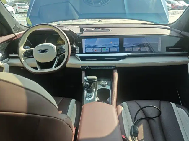 Geely Xingyue L — Фото автомобиля 9