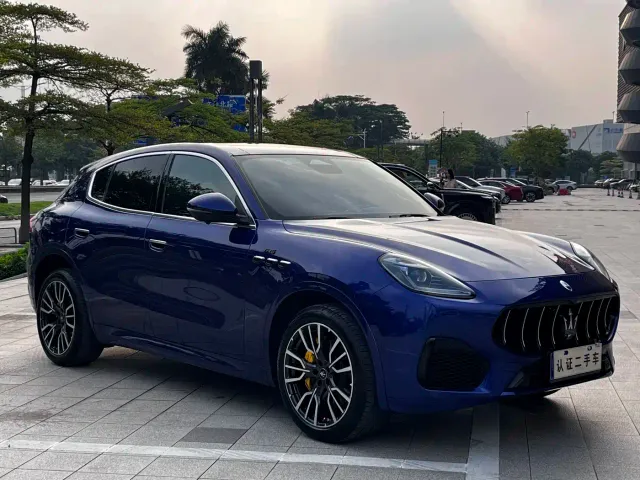 Maserati Grecale — Фото автомобиля 3