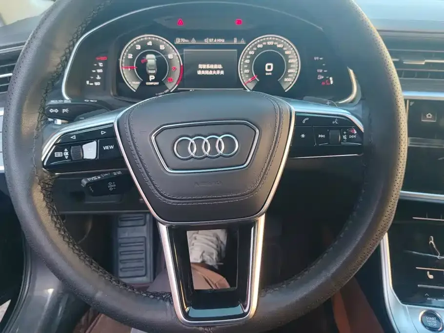 Audi Audi A6L 2024 45 TFSI quattro Exclusive Elegance — Фото автомобиля 15