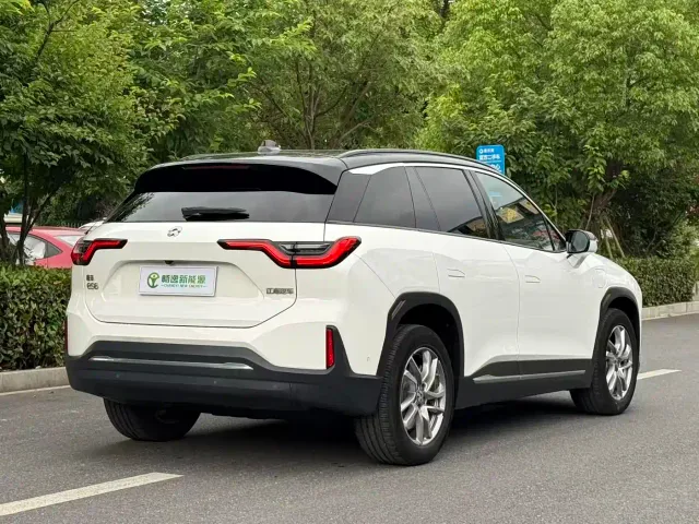 Nio ES6 — Фото автомобиля 3