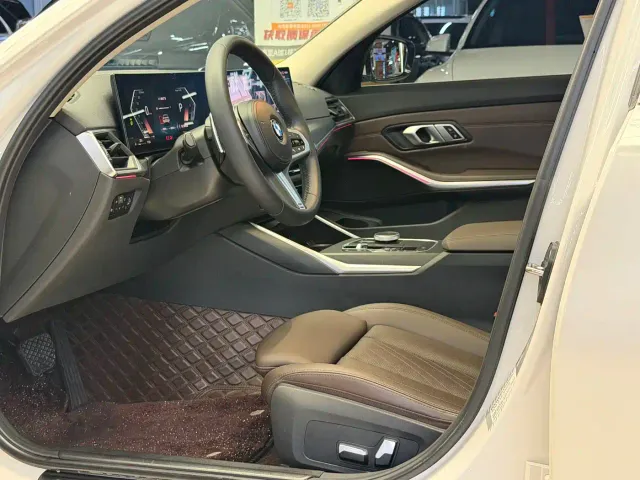 BMW 3 Series — Фото автомобиля 4