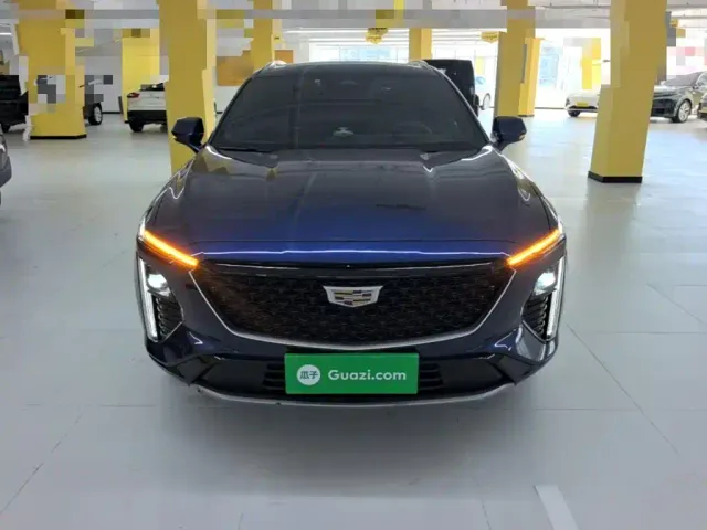 Cadillac GT4 — Фото автомобиля 2