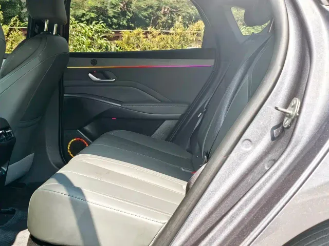 BYD Qin PLUS — Фото автомобиля 15