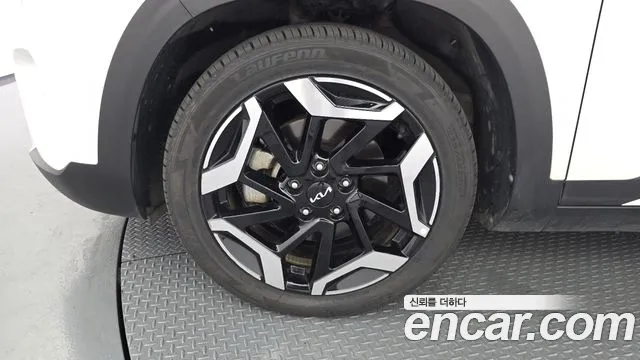 Kia Seltos Бензин 1.6 турбо 2WD — Фото автомобиля 5