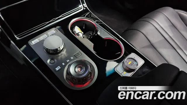 Genesis GV80 2.5T Бензин AWD — Фото автомобиля 9