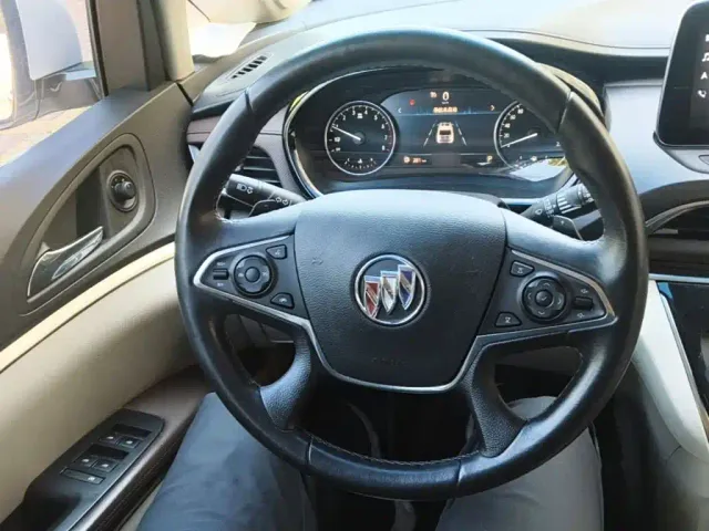 Buick GL8 — Фото автомобиля 10