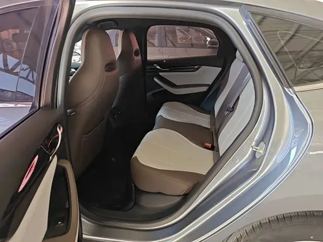 BYD Qin PLUS — Фото автомобиля 16
