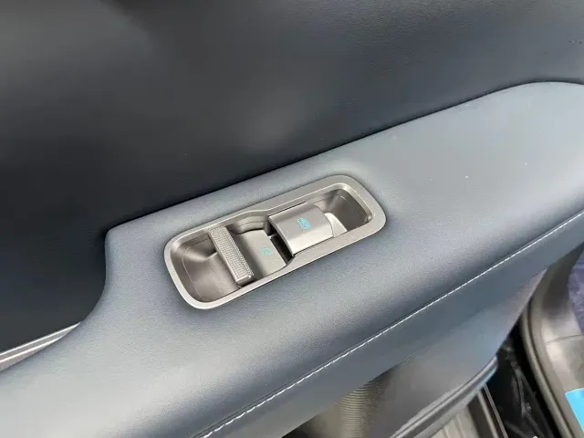 BYD FangChengBao Titanium 7 — Фото автомобиля 13