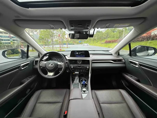 Lexus RX — Фото автомобиля 7