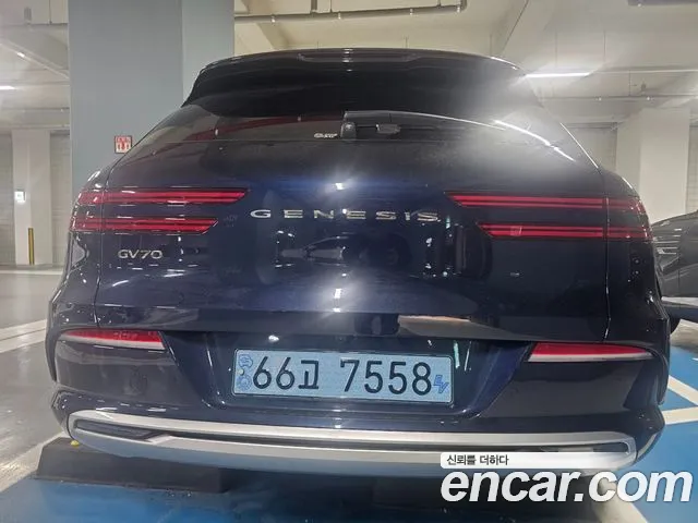 Genesis GV70 Electrified — Фото автомобиля 8