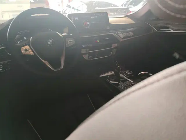 BMW 5 Series — Фото автомобиля 5