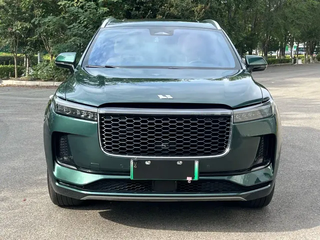 Li Auto ONE — Фото автомобиля 2