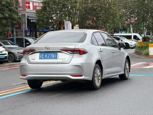 Toyota Corolla — Фото автомобиля 8