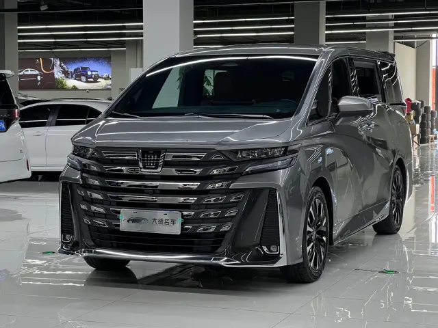 Фотография автомобиля — Toyota Vellfire