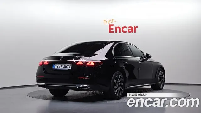 Mercedes-Benz E-Class W214 — Фото автомобиля 2