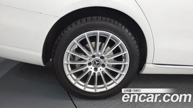 Mercedes-Benz E-Class W213 — Фото автомобиля 5