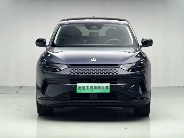 Leapmotor C11 — Фото автомобиля 2