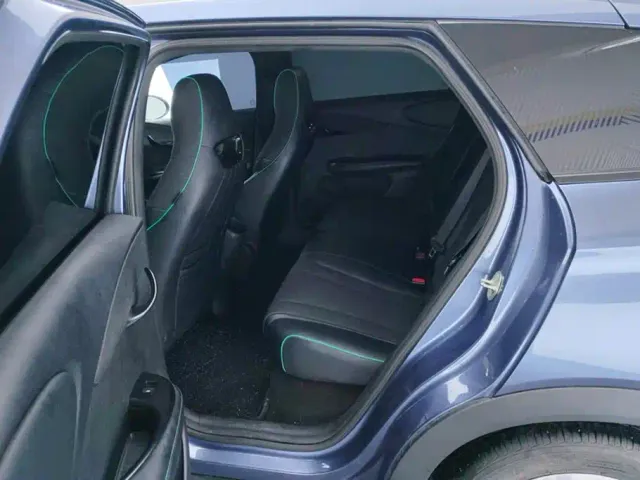 BYD Dolphin — Фото автомобиля 11