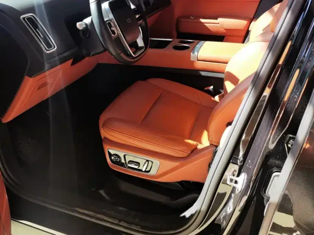 Li Auto L7 — Фото автомобиля 9