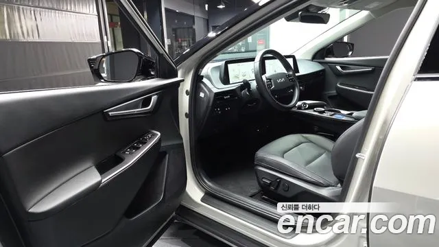 Kia EV6 — Фото автомобиля 14