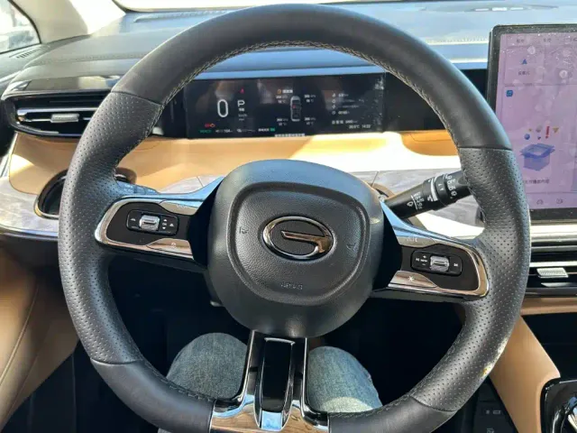 GAC Trumpchi E8 — Фото автомобиля 9