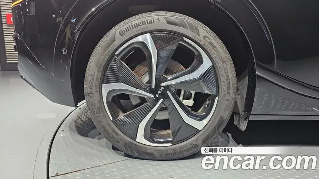 Kia EV6 — Фото автомобиля 3