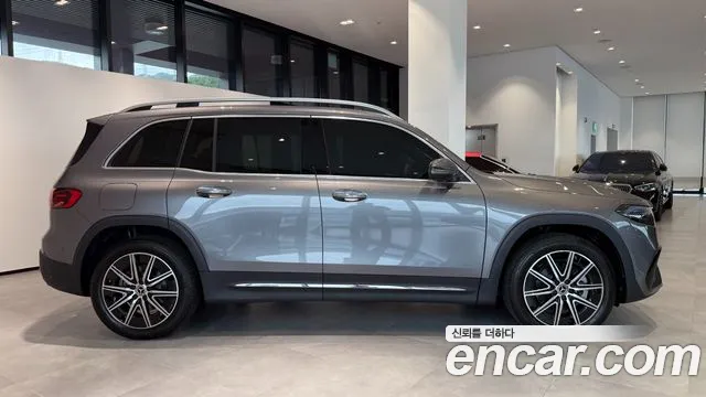 Mercedes-Benz EQB X243 — Фото автомобиля 9