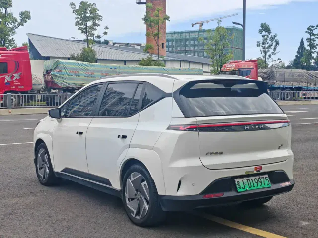 Hycan Z03 — Фото автомобиля 9