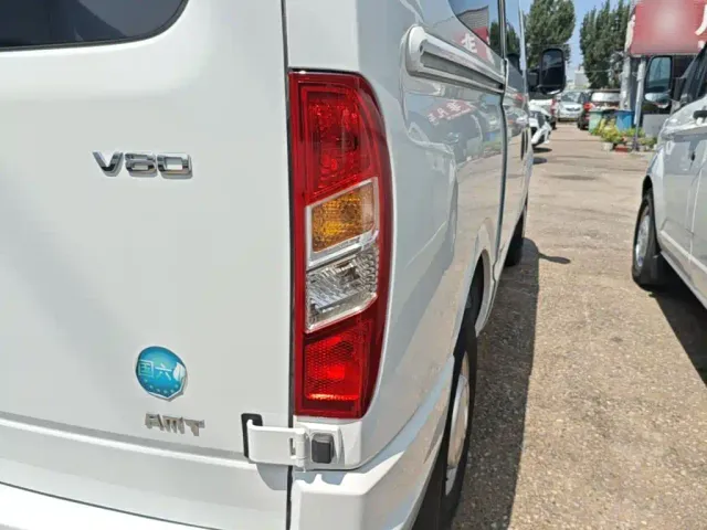 Maxus Xintu V80 — Фото автомобиля 7