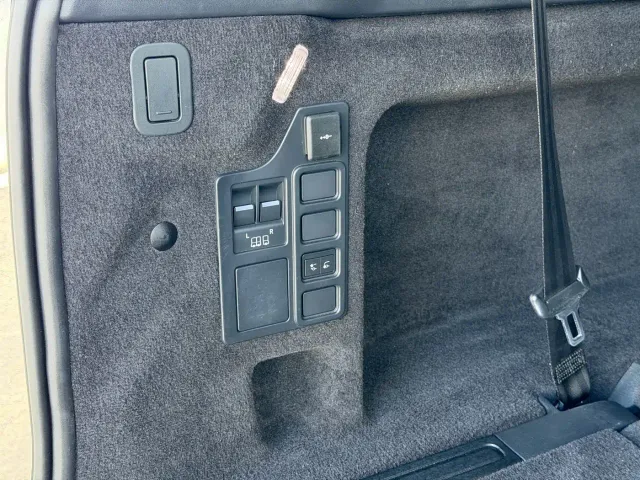 Land Rover Discovery — Фото автомобиля 23