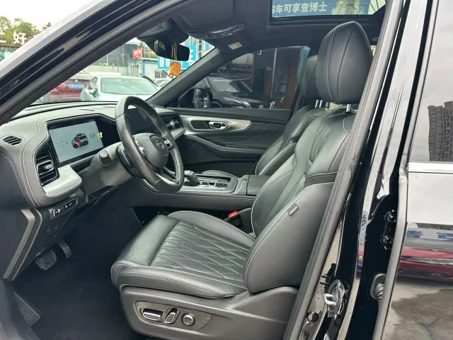 GAC Trumpchi GS8 — Фото автомобиля 22