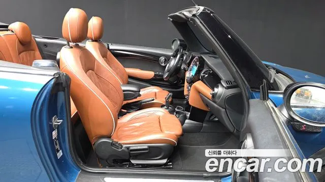 Mini Cooper Convertible — Фото автомобиля 12