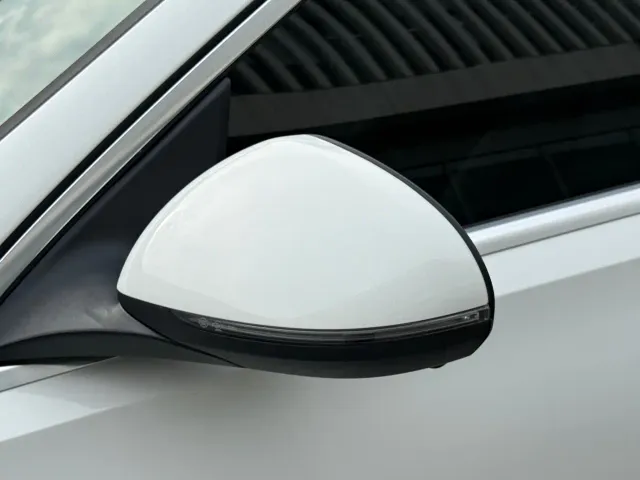 Mercedes-Benz C-Class — Фото автомобиля 11