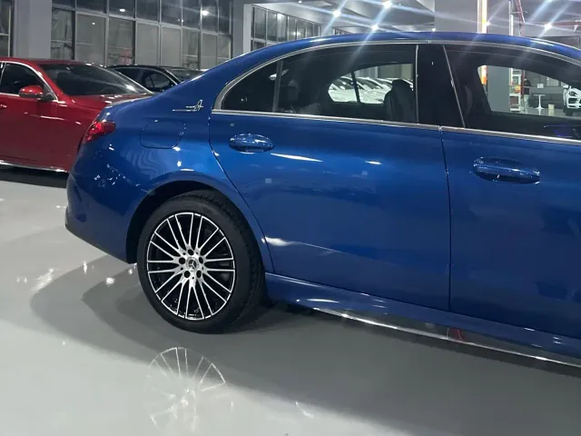 Mercedes-Benz C-Class — Фото автомобиля 5