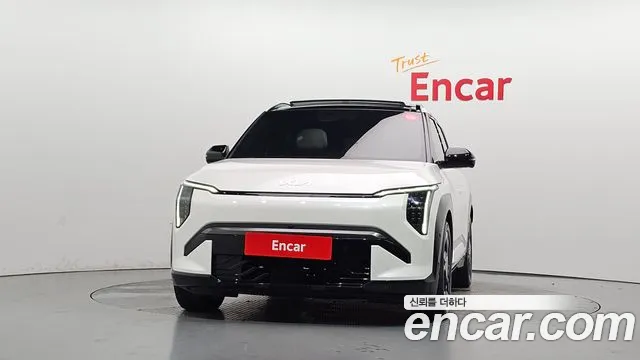 Kia EV3 — Фото автомобиля 2