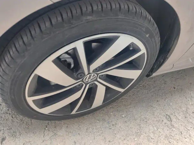 Volkswagen Sagitar — Фото автомобиля 6