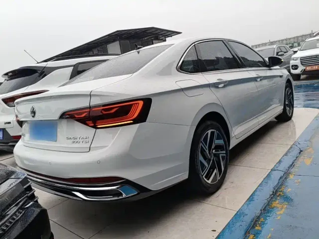 Volkswagen Sagitar — Фото автомобиля 6